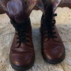 Dr. Martens Airwalk lace up boots